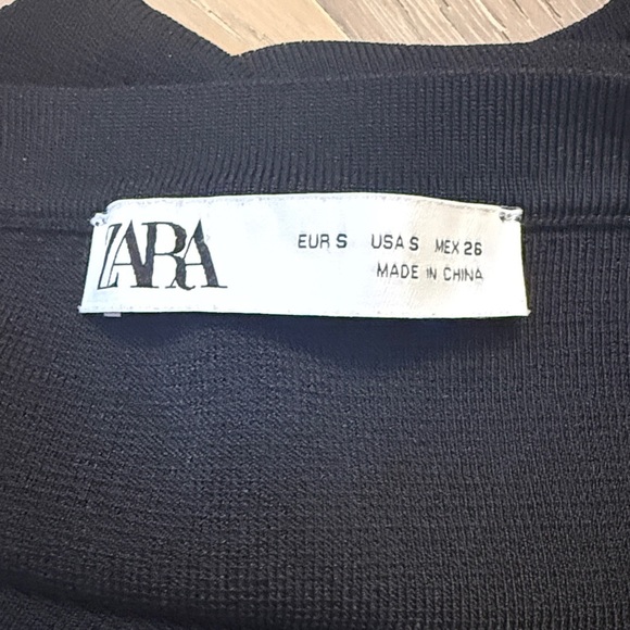 Zara Black Bodysuit - Picture 5 of 6